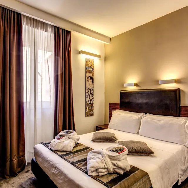 غرفة بسرير مزدوج أو سريرين منفصلين، Hotel Trevi Collection 1/8