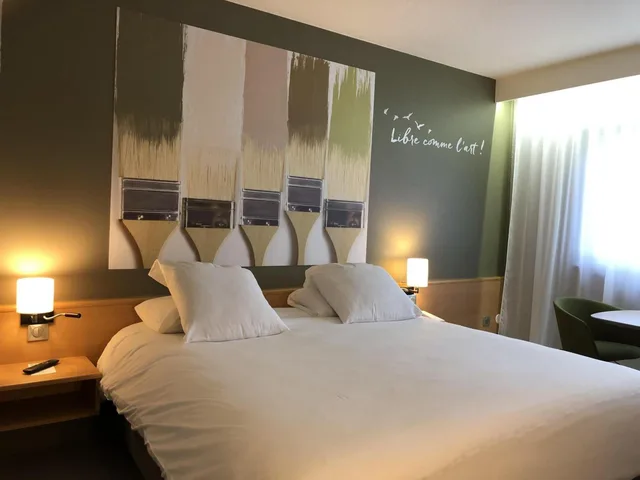 Classic, Twin Beds, Convertible Double Bed، Mercure Reims Parc Des Expositions 2/5