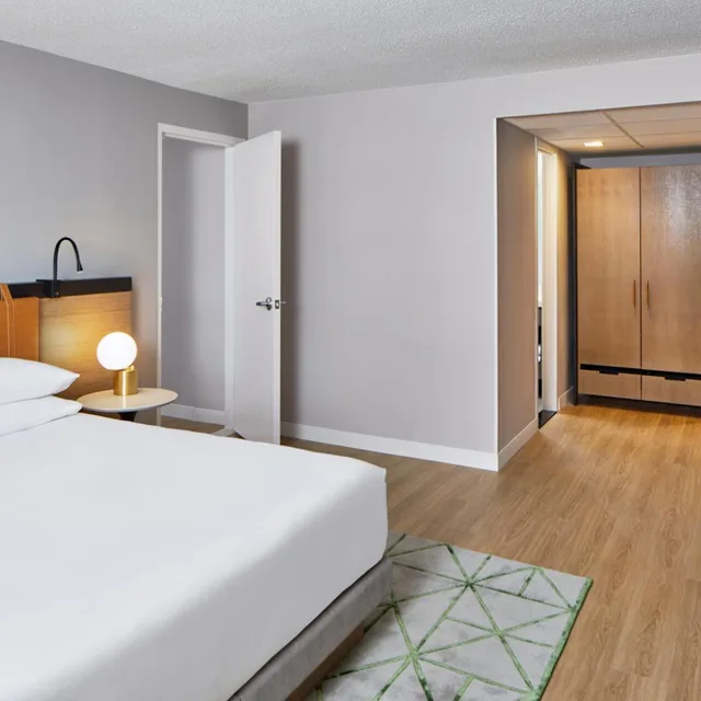 Portman, Suite, Balcony، Hyatt Regency Atlanta 1/5