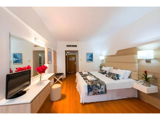 Standard, Side Sea View، Ascos Coral Beach 1/1