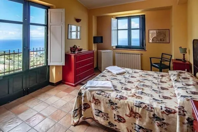 غرفة أساسية ثلاثية بسرير كوين وسرير فردي، Agriturismo Santamargherita 1/2