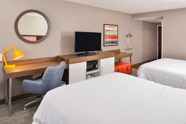 غرفة بسريرين كوين، Hampton Inn Statesville 6/10
