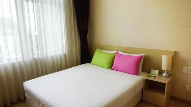1 Bedroom, Deluxe, Apartment, Queen Bed, City View, G8 Center Hotel Saigon 4/8