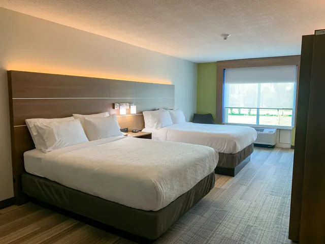 غرفة بسريرين كوين، Holiday Inn Express & Suites Lexington Dtwn Area-Keenland 2/5