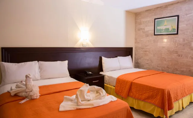 غرفة ثلاثية، Hotel Ambassador Merida 7/10