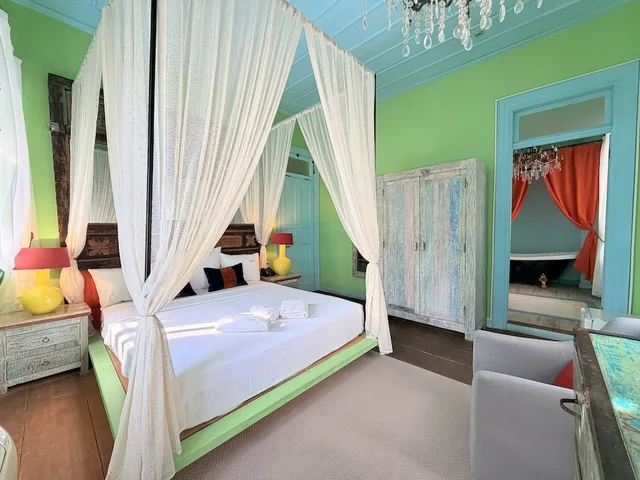 Vintage, Suite, Double Bed, Marge Hotel 2/9