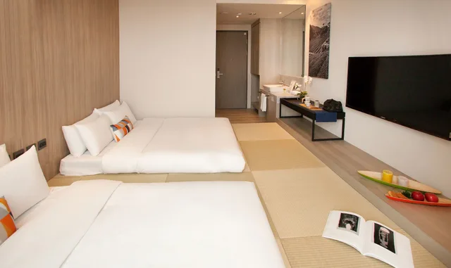 غرفة قياسية رباعية بفرشتي فوتون، Hotel Day Plus Teascape 1/2