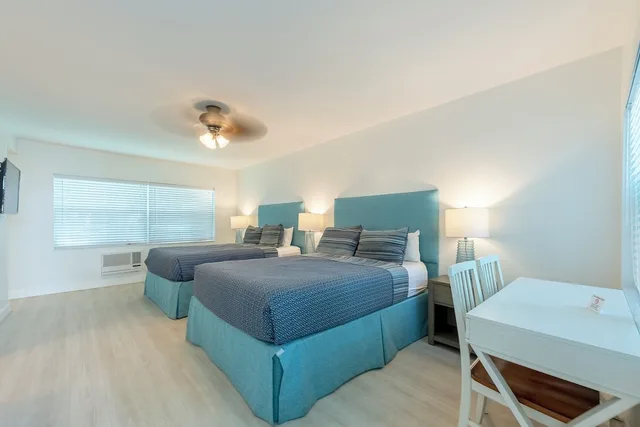 Deluxe, 2 Queen Beds, Kitchenette, Sea Beach Plaza 6/10