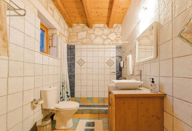 Duplex, 2 Double and Twin Beds، Joanna S Stone Villas 10/10