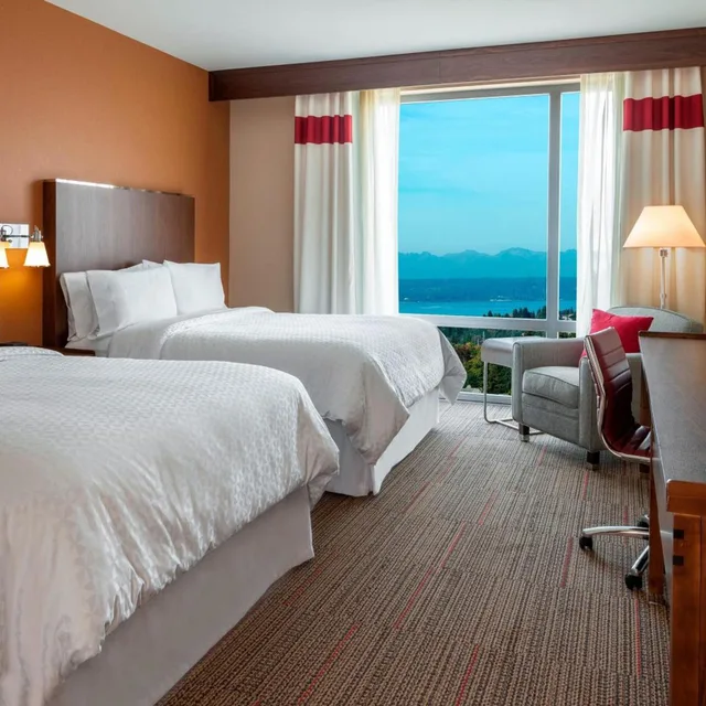 غرفة بسريرين كوين، FOUR POINTS BY SHERATON SEATTLE AIRPORT SOUTH 6/10