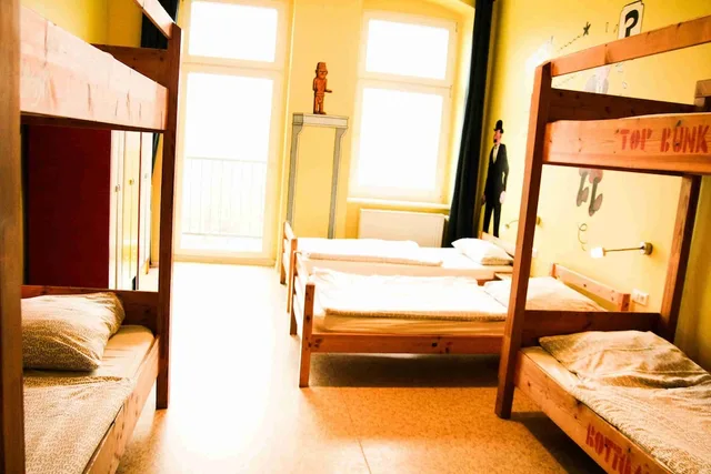 Female Dorm, Female Only, 6 Beds، Sunflower Hostel 1/2