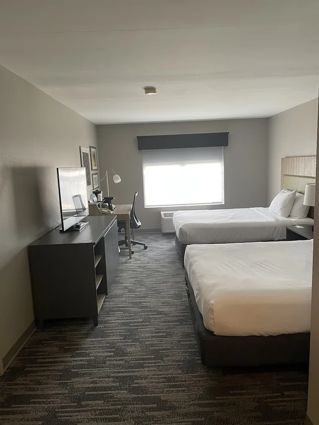 غرفة بسريرين كوين، Country Inn & Suites by Radisson, Monona - Madison East 4/9