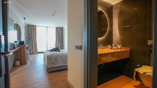 غرفة سوبيريور بسرير مزدوج بجاكوزي، Ada Port Hotel 7/7