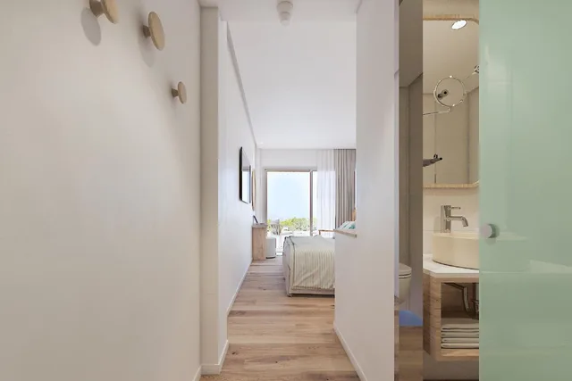 جناح جونيور بسرير كوين بإطلالة على البحر، Hotel More 9/10