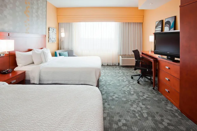 غرفة بسريرين كوين، Courtyard by Marriott Minneapolis Maple Grove/Arbor Lakes 4/10