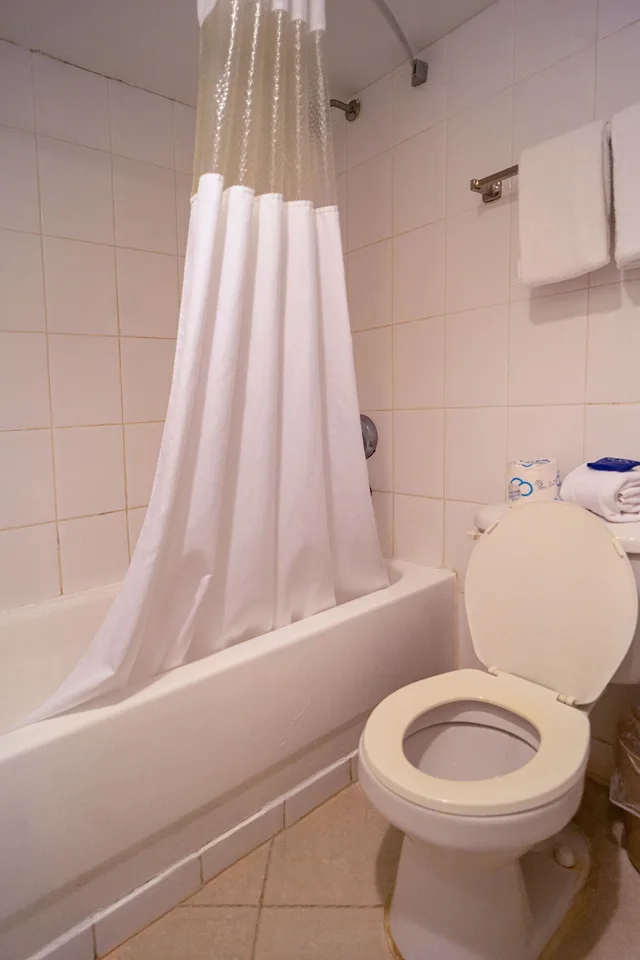 Family, Triple, 3 Double Beds, Solace by the Sea 2/2