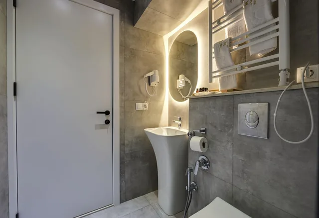 غرفة سوبيريور بسرير كينج، Mit Hotel Tbilisi 3/3