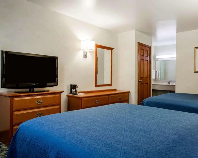 غرفة بسريرين كوين، Quality Inn Lake George 5/6