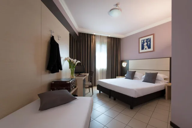 غرفة ثلاثية، CDH Hotel La Spezia 2/10