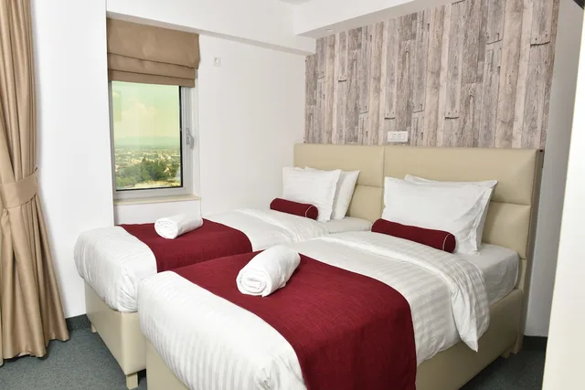 غرفة سوبيريور بسريرين منفصلين بإطلالة على المتنزه بشرفة، VIEW INN BOUTIQUE HOTEL 1/10