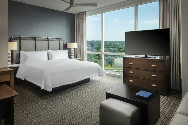 جناح استوديو بسرير كينج بإطلالة على المدينة، Homewood Suites By Hilton Teaneck Glenpointe 1/5