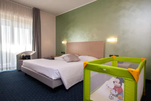 Standard, Quadruple, Palace Hotel Zingonia 2/4