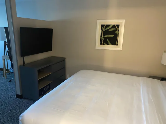 غرفة بسرير كينج لذوي الإعاقة، Country Inn & Suites by Radisson, Vallejo Napa Valley, CA 5/10