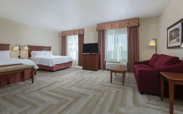 غرفة بسرير كينج، Hampton Inn Suites Lodi 2/4