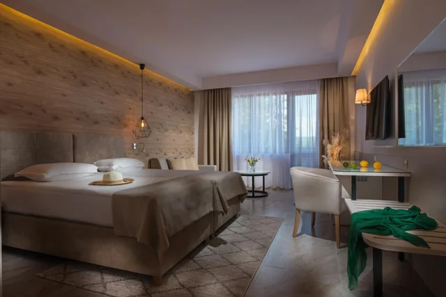غرفة مفردة بسرير مزدوج، Effect Algara Beach Resort 1/8