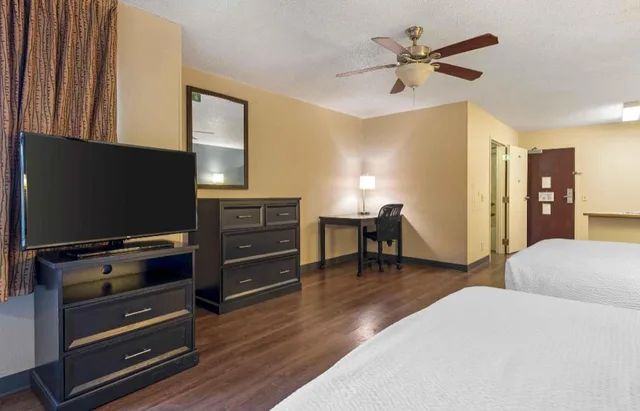 غرفة ديلوكس بسريرين مزدوجين لذوي الإعاقة، Extended Stay America Suites Pittsburgh Monroeville 2/6