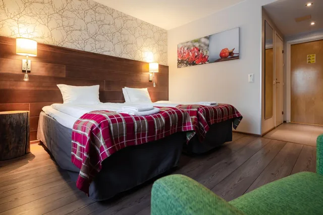 Room, Twin Beds, Sauna، Lapland Hotels Sirkantahti 5/10