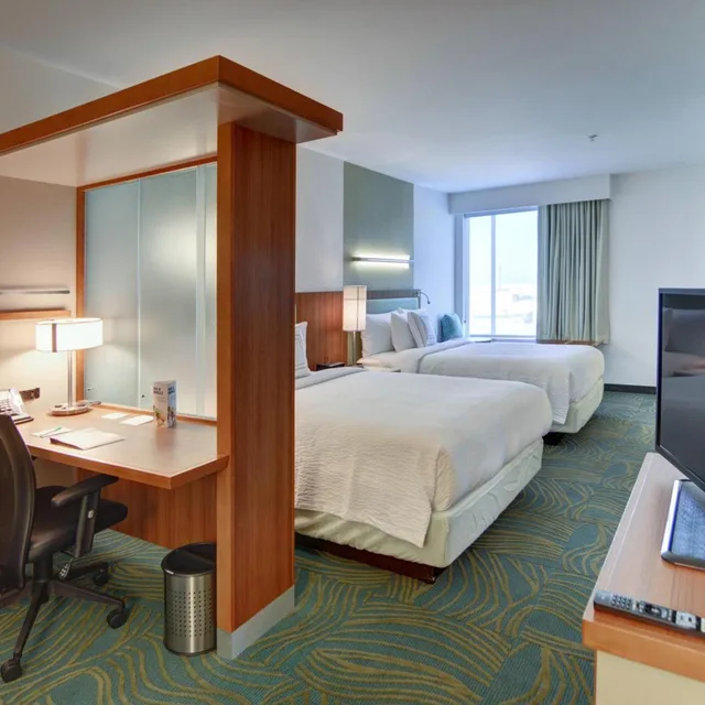 جناح بسريرين كوين مع سرير سحّاب إضافي مع أريكة لذوي الإعاقة، SPRINGHILL SUITES DALLAS PLANO/FRISCO 2/5