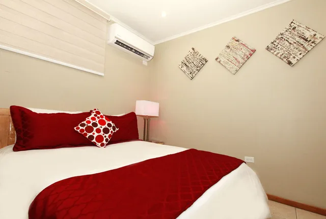 غرفة أساسية بسرير كوين، Victoria City Hotel 1/10