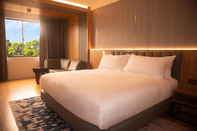 Executive, Queen Bed, AGlow Hotel Harbor Bay Batam 1/1