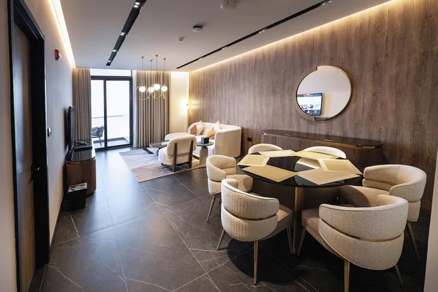 The OQ hotel waterfront، Lusail 75/94