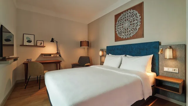 غرفة قياسية بسرير كوين، voco The Hague 5/10
