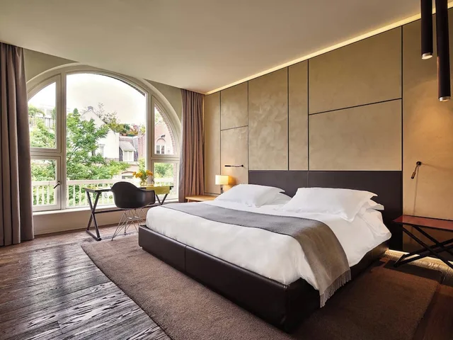 جناح بسرير كينج وسريرين منفصلين بشرفة بغرفتي نوم، Mandarin Oriental Conservatorium, Amsterdam 1/3