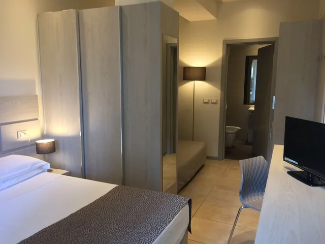 غرفة سوبيريور بسريرين منفصلين، ACCADEMIA RIMINI 2/7