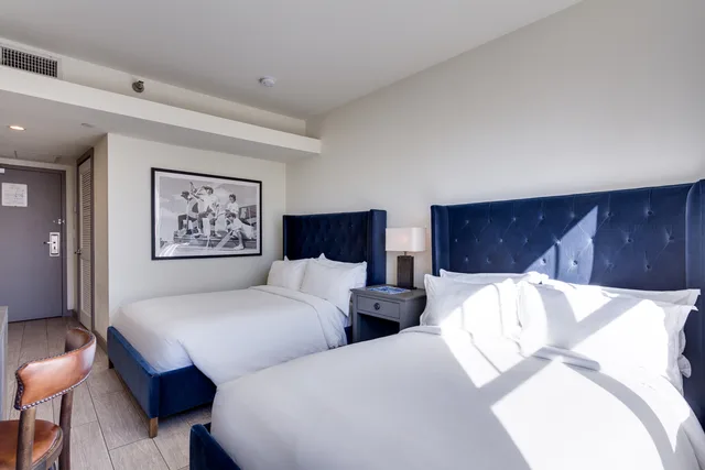غرفة كلاسيكية بسرير مزدوج بشرفة، Clinton Hotel South Beach 1/5
