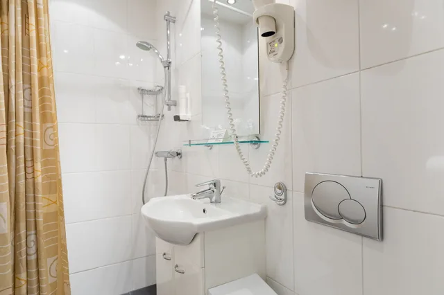 Basement, Twin Beds، Hotel de Duif 4/4