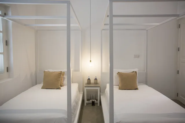 Room, Twin Beds, Inland View، Arabella On Boossa 2/3