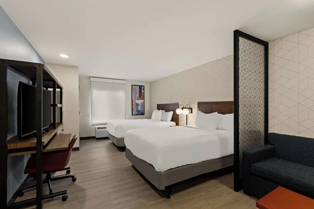 جناح بسريرين كوين لذوي الإعاقة، Everhome Suites Waco 8/10