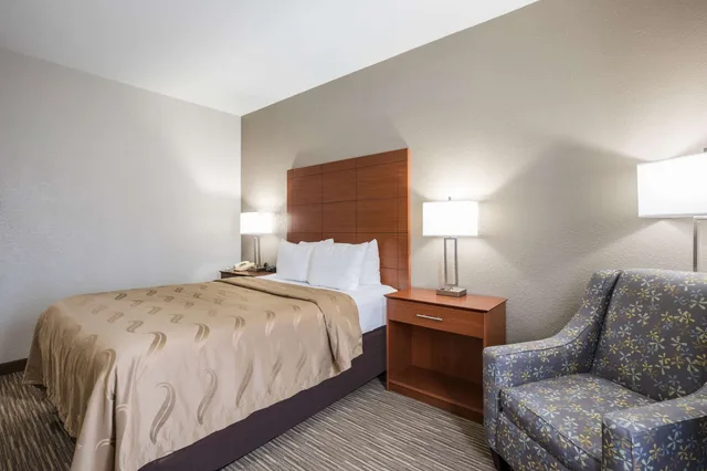 غرفة قياسية بسرير كينج، Quality Inn & Suites Lodi I-90 1/4
