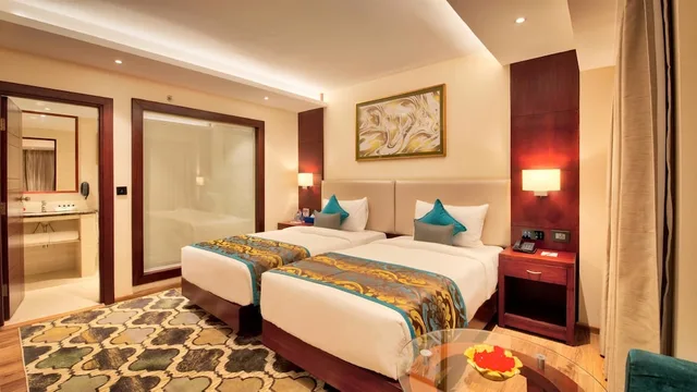 غرفة سوبيريور بسريرين منفصلين، Golden Tulip Essential Jaipur 1/4