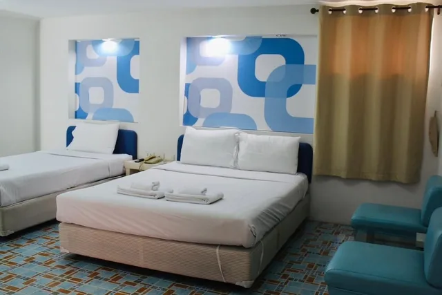 غرفة ثلاثية بسرير كينج وسرير فردي، Bangsaen Villa Hotel 2/4