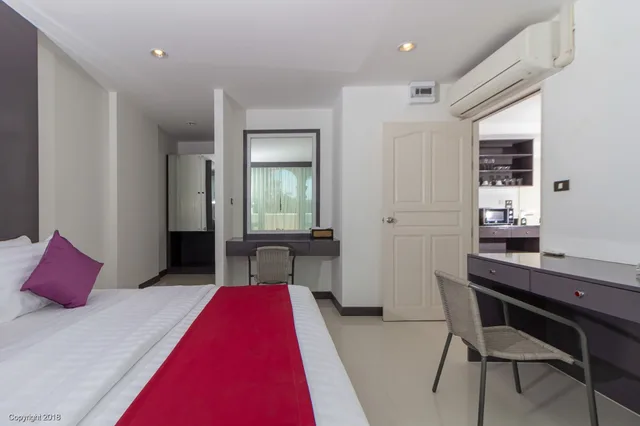 جناح بسرير كينج، MODERN LIVING HOTEL 1/10