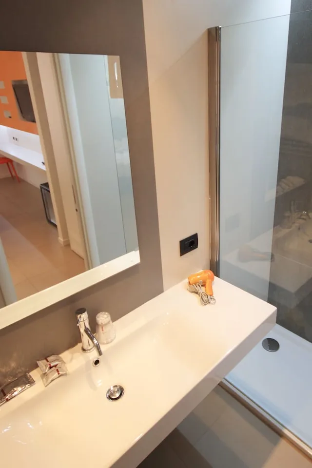 غرفة بسرير مزدوج، Manin Suites 4/6
