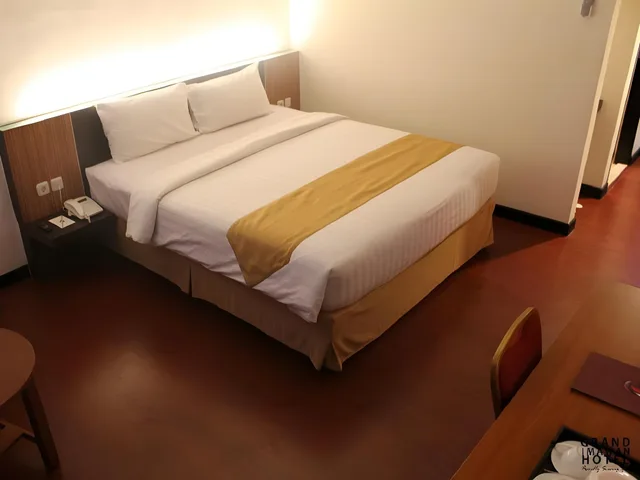 Superior, Double or Twin Bed, Hotel Grand Imawan 2/2