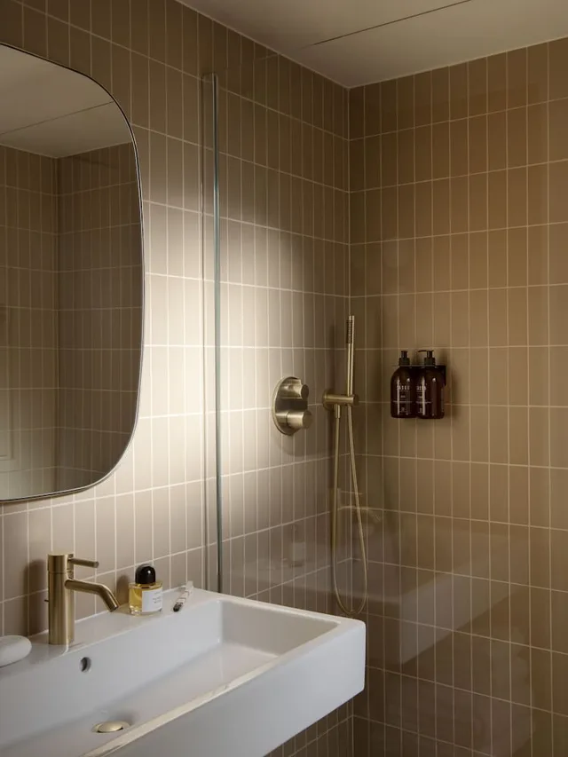 Adjoining, Queen and Twin Beds، Hotel Nuage Paris 8 3/3