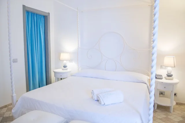 غرفة صغيرة بسرير كوين، Hotel Cutimare 1/3